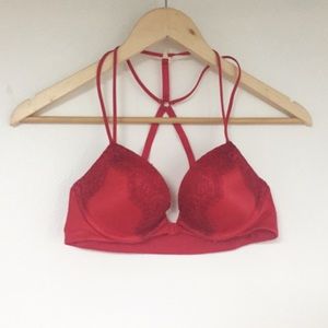 Victoria’s Secret very sexy push-up pigeonant bra